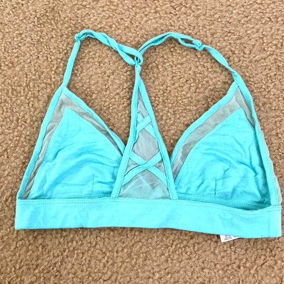 Lace bra size small (34B) - Picture 9 of 11